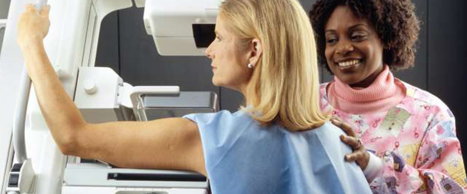 A woman undergoes radiotherapy. Credit: Unsplash/CC0 Public Domain